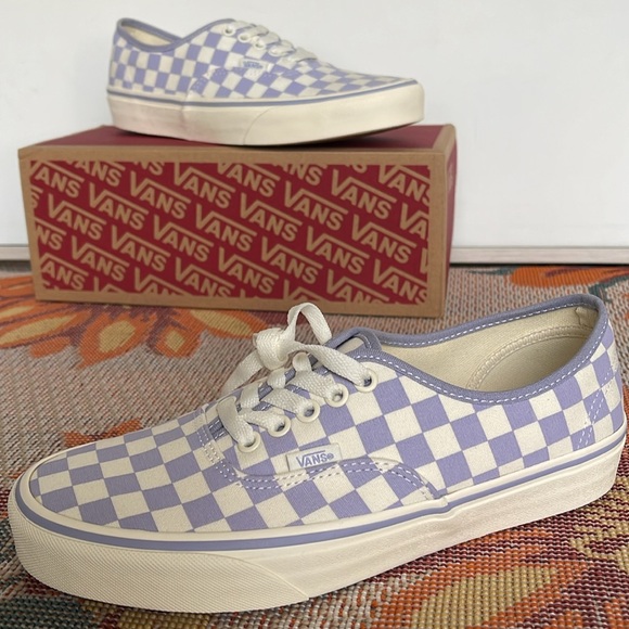 Vans WMNS Authentic
Checkerboard Lilac
VN000BW5LLC
Sneakers - Picture 15 of 16